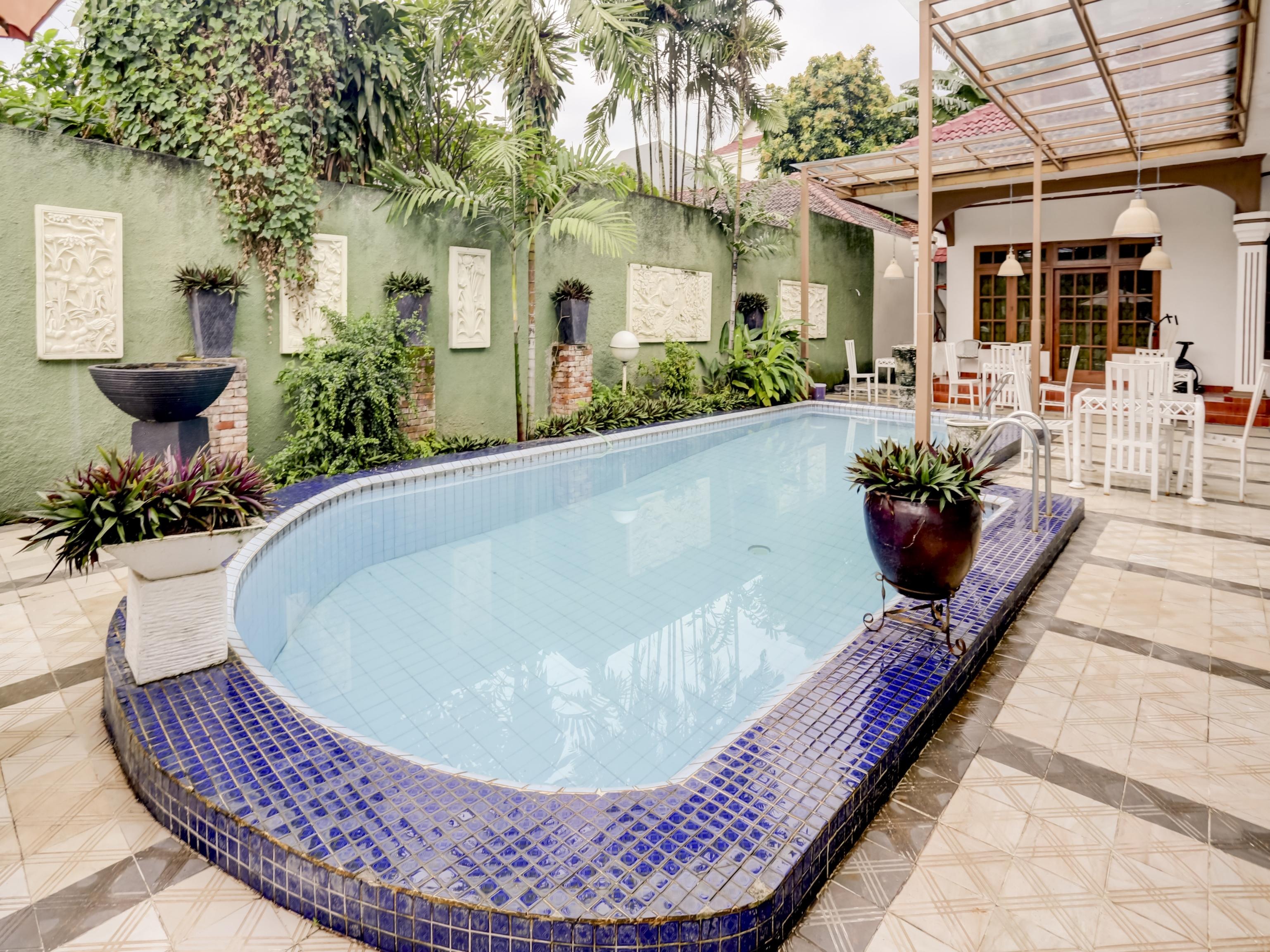 Oyo 90066 Tobana Pejaten House Jakarta Exterior photo
