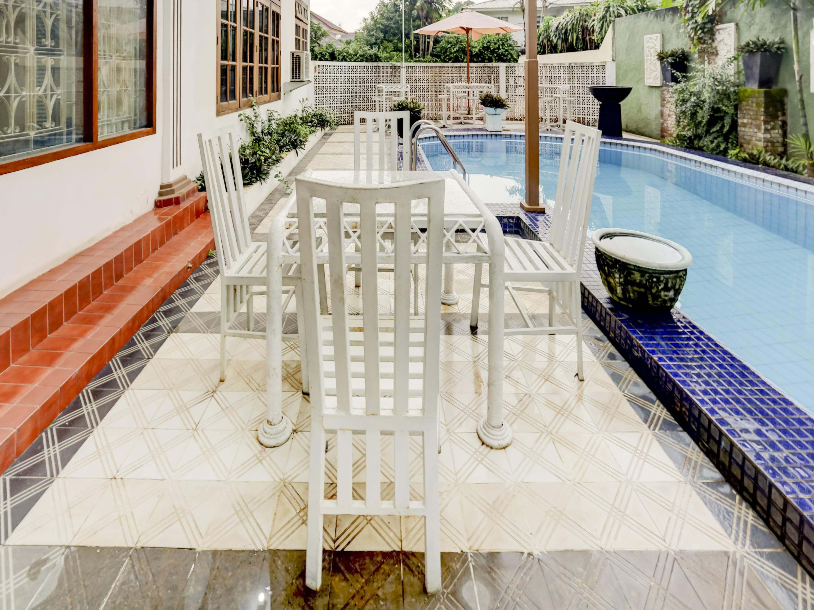 Oyo 90066 Tobana Pejaten House Jakarta Exterior photo